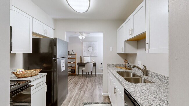 Building Photo - Halsey Flats