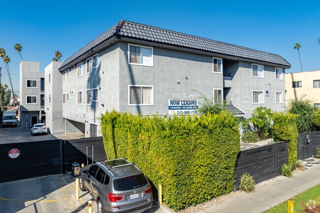 Foto del edificio - 229 S. Normandie Ave.