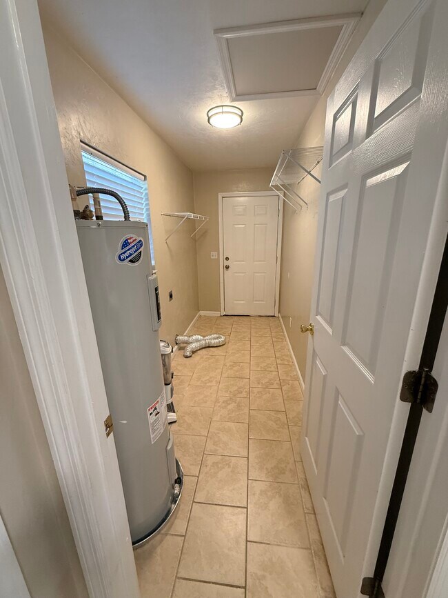 Foto del edificio - 279 SE Forest Terrace