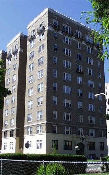 Primary Photo - 157 S Harrison St