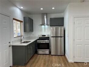 Building Photo - 4845 Coldbrook Ave