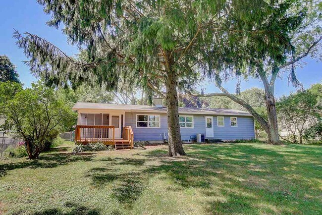 Building Photo - 5134 Pepin Pl