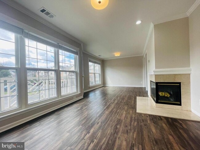 Foto del edificio - 8069 Stonewall Brigade Ct