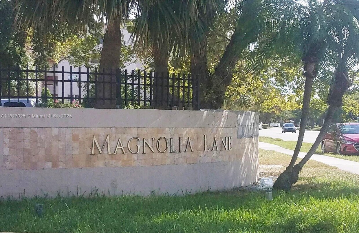 Foto principal - 7407 SW 152nd Ave