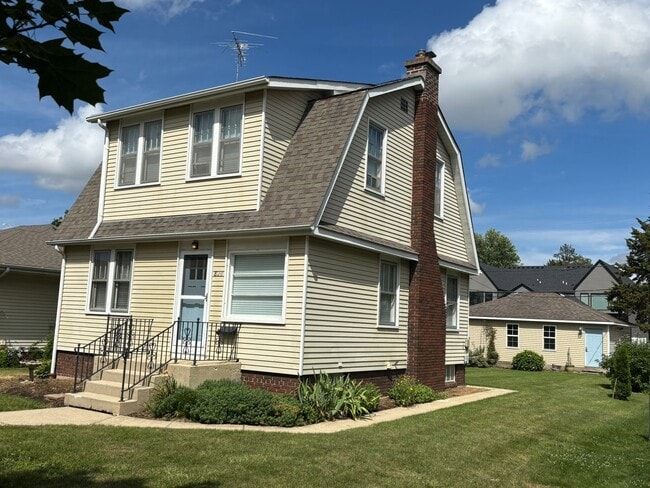 Foto del edificio - Coming Soon--Great House in a great location!