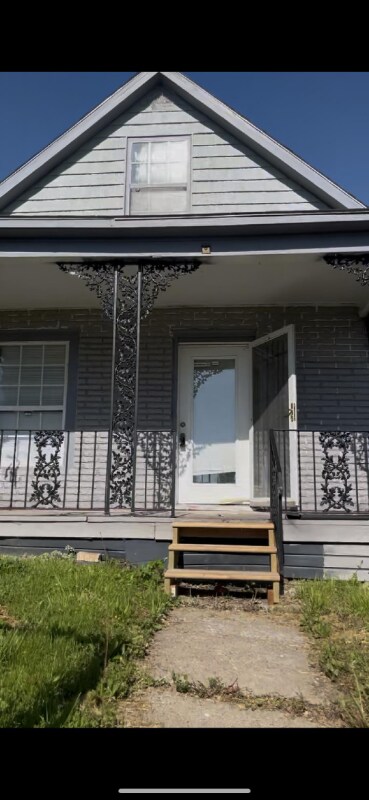 Foto principal - 1720 Winchester Ave