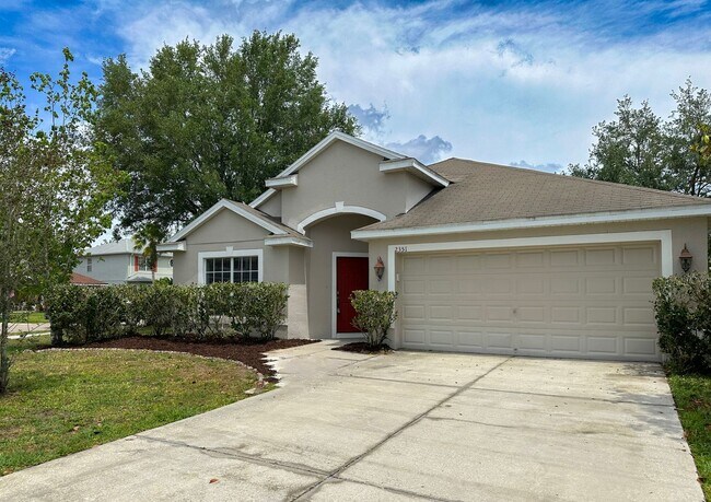 Foto del edificio - 4/2 with fenced in side lot in Cypress Lakes