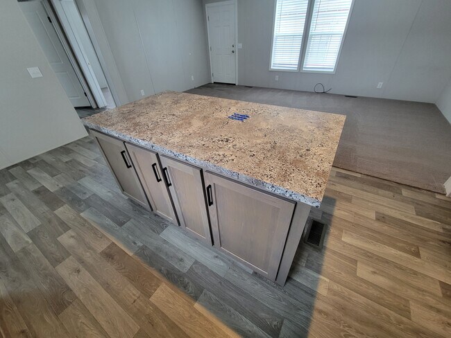 Foto del edificio - 9231 Harbor Ln