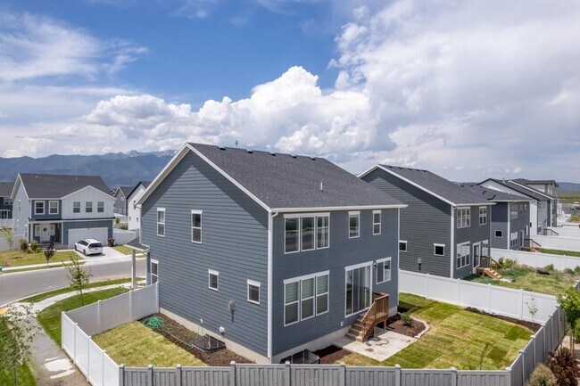 Foto del edificio - 5154 Folkstone Dr