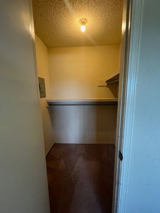 Foto del edificio - Oaklawn Apartments
