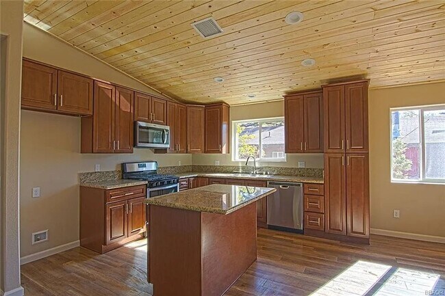 Foto del edificio - 1264 Sheephorn Rd