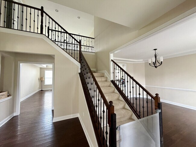 Foto del edificio - 3137 Broadstone Dr