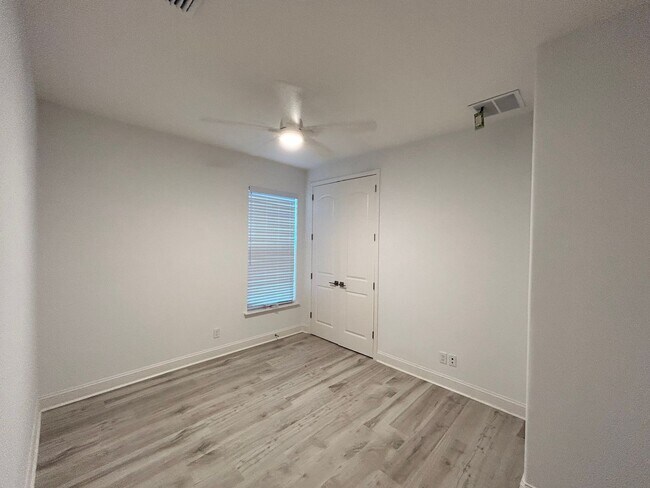 Foto del edificio - 3/2 Single Family Haven in Silver Leaf Vil...
