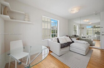 Building Photo - 605 Euclid Ave