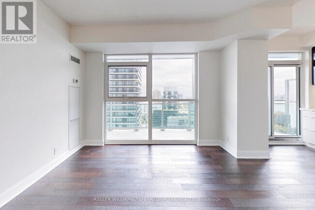 Building Photo - 33-2733 Shore Breeze Dr