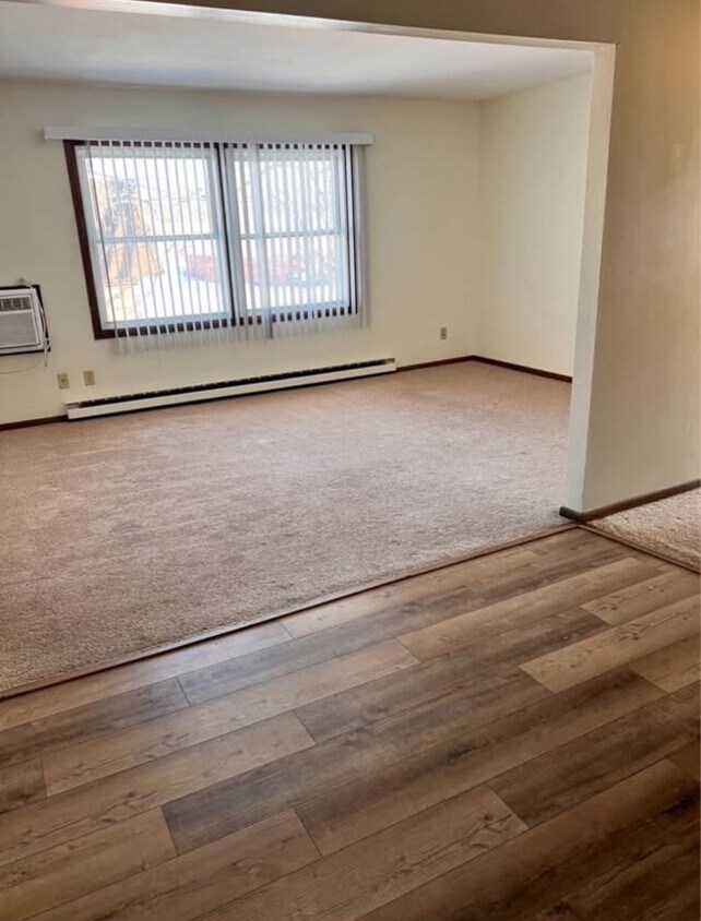 Foto del edificio - 675 Laura St