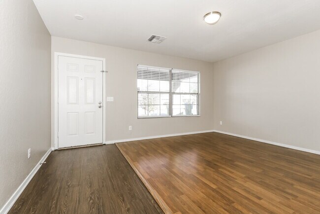 Foto del edificio - 3127 W Park St