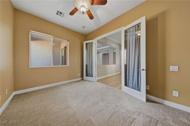Building Photo - 916 Viscanio Pl