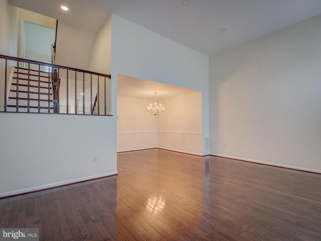Building Photo - 7009 Ashleigh Manor Ct