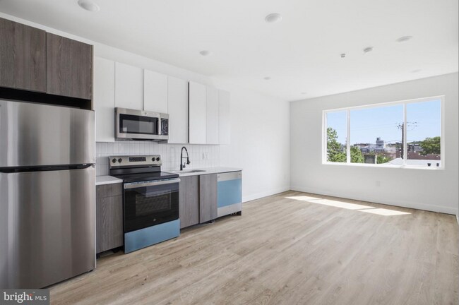 Foto del edificio - 613 Brooklyn St
