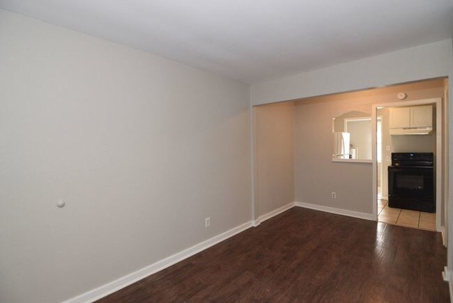 Foto del edificio - All-Electric 2 Bedroom Duplex - Section 8 OK