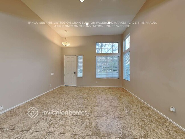 Foto del edificio - 25820 Boulder Rock Pl