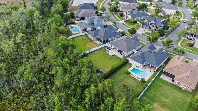 Building Photo - 16431 Tudor Grove Dr
