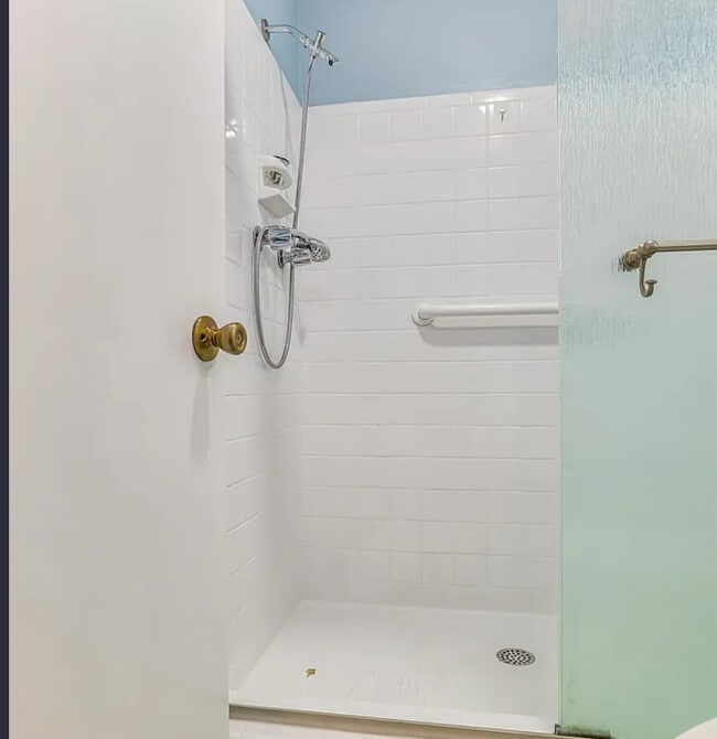 Building Photo - 4324 Grant St