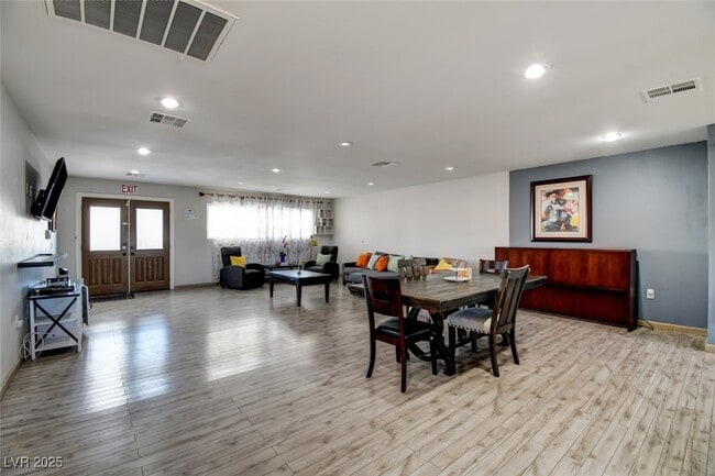 Foto del edificio - 603 Palmhurst Dr