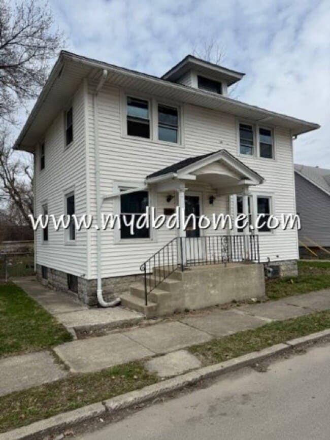 Building Photo - 1309 Eckart St