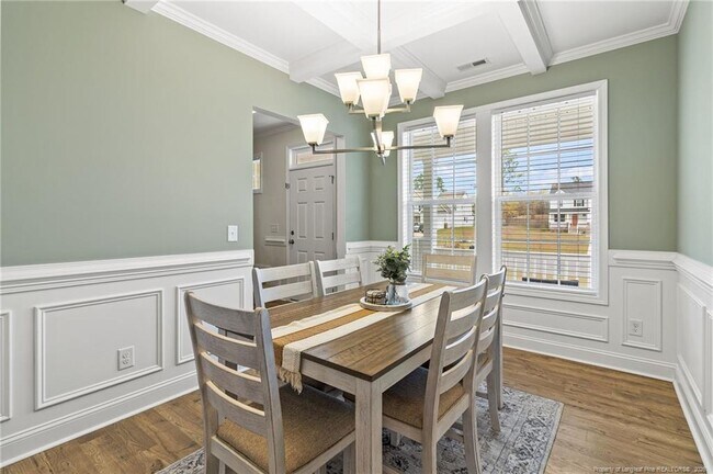 Foto del edificio - 216 Bunting Dr