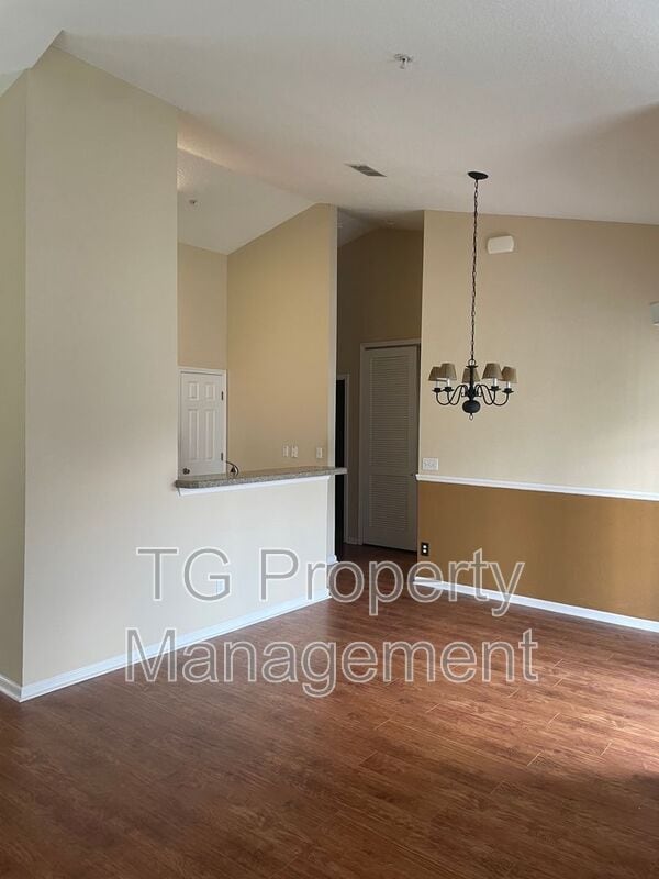 Building Photo - 575 Oakleaf Plantation Pkwy