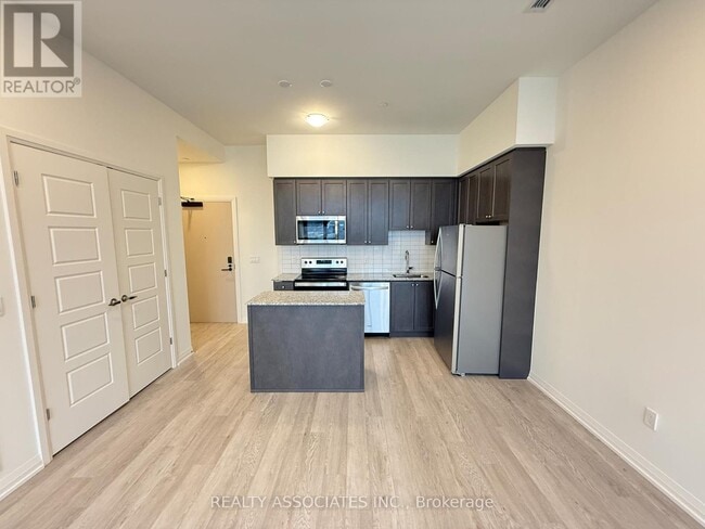 Photo du bâtiment - 3006 William Cutmore Blvd