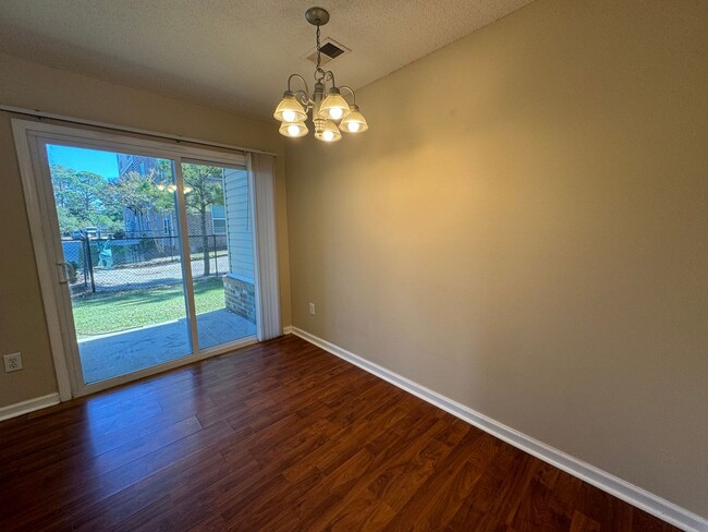 Foto del edificio - Myrtle Beach - 2 Bedroom / 1.5 Bath Townhome