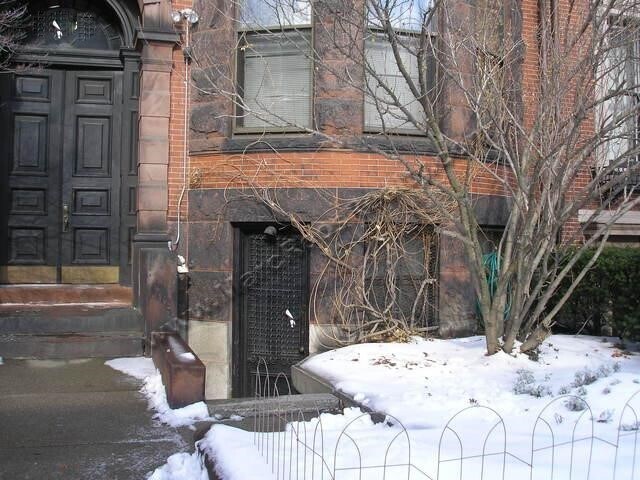Primary Photo - 406 Beacon St