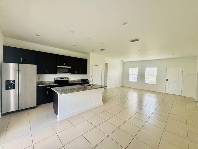 Building Photo - 2679 SW 154th Place Rd