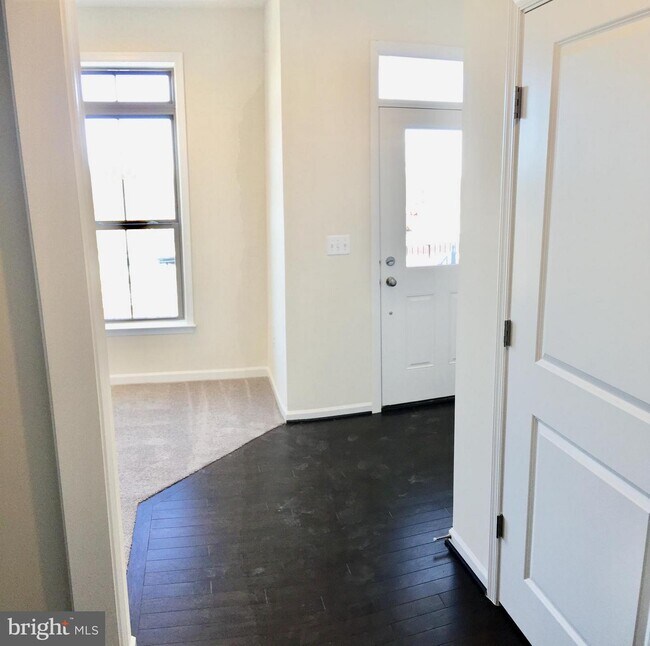 Building Photo - 14347 Potomac Heights Ln