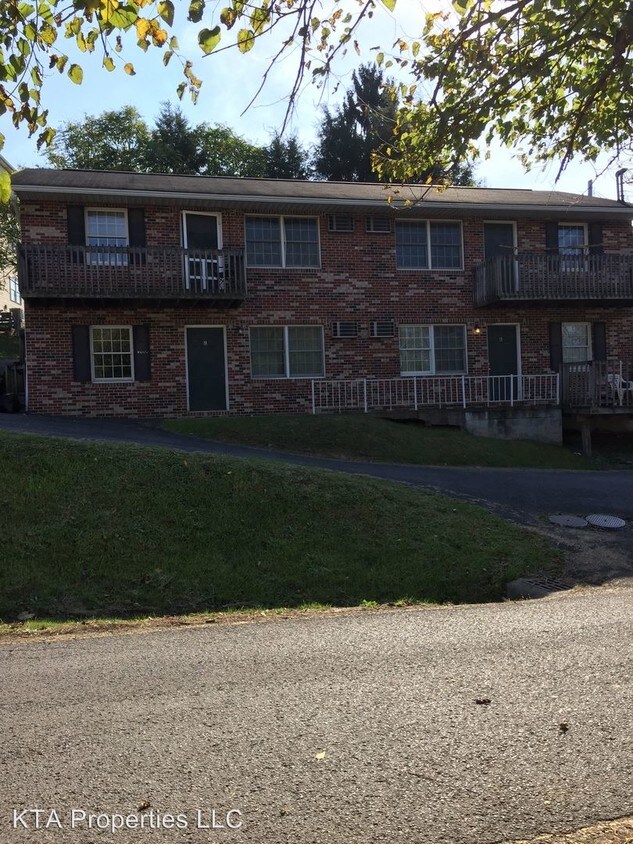 Foto principal - 396 Gilmore St