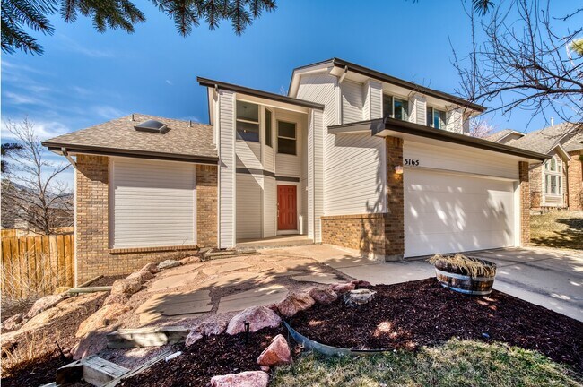 Frente de la casa - 5165 Granby Cir