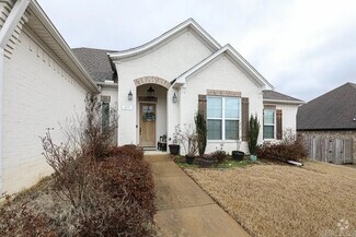 Building Photo - 613 Creekside Cv