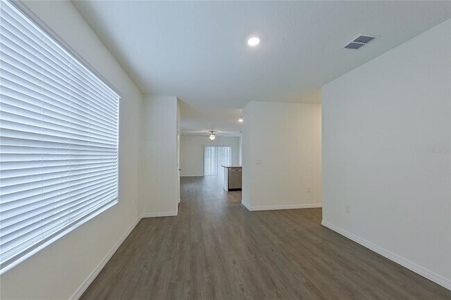 Foto del edificio - 32153 Katelin Cir