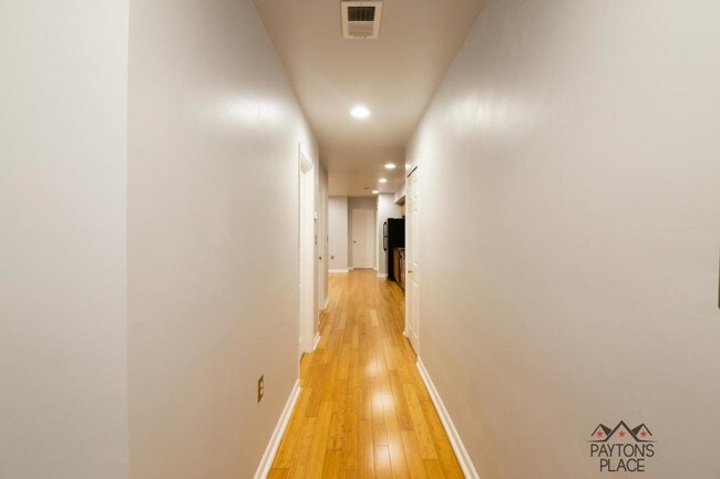 Foto del edificio - 566 Malcolm X Ave SE #4