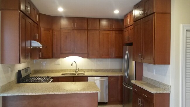 Foto del edificio - 1840 Commonwealth Ave