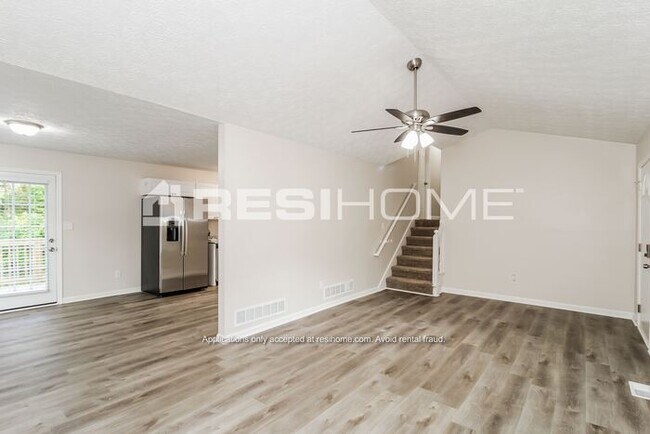 Building Photo - 269 Lady Savannah Dr