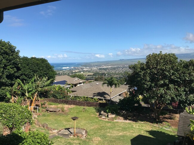 Foto del edificio - Wailuku Heights 3 Bedroom/2 Bathroom