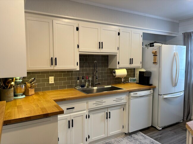Foto del edificio - 923 14th St NE