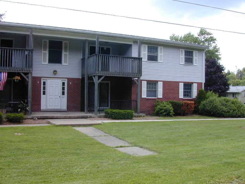 100 Sherwood Dr Unit 1, Edinboro, PA 16412 Apartment for Rent in