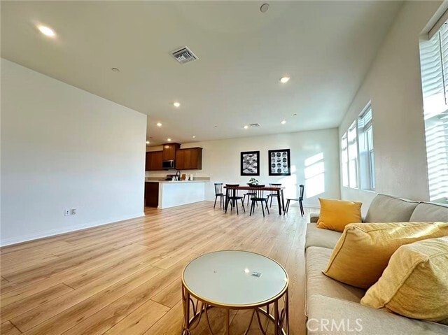 Foto del edificio - 3904 E Coronado Privado