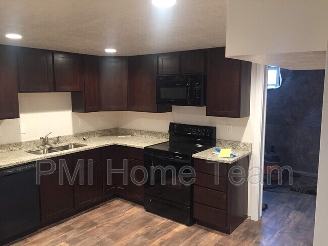 Foto del edificio - 661 14th St