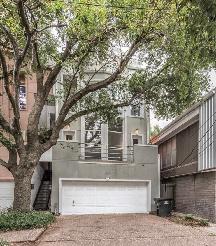 Foto principal - 204 Marshall St